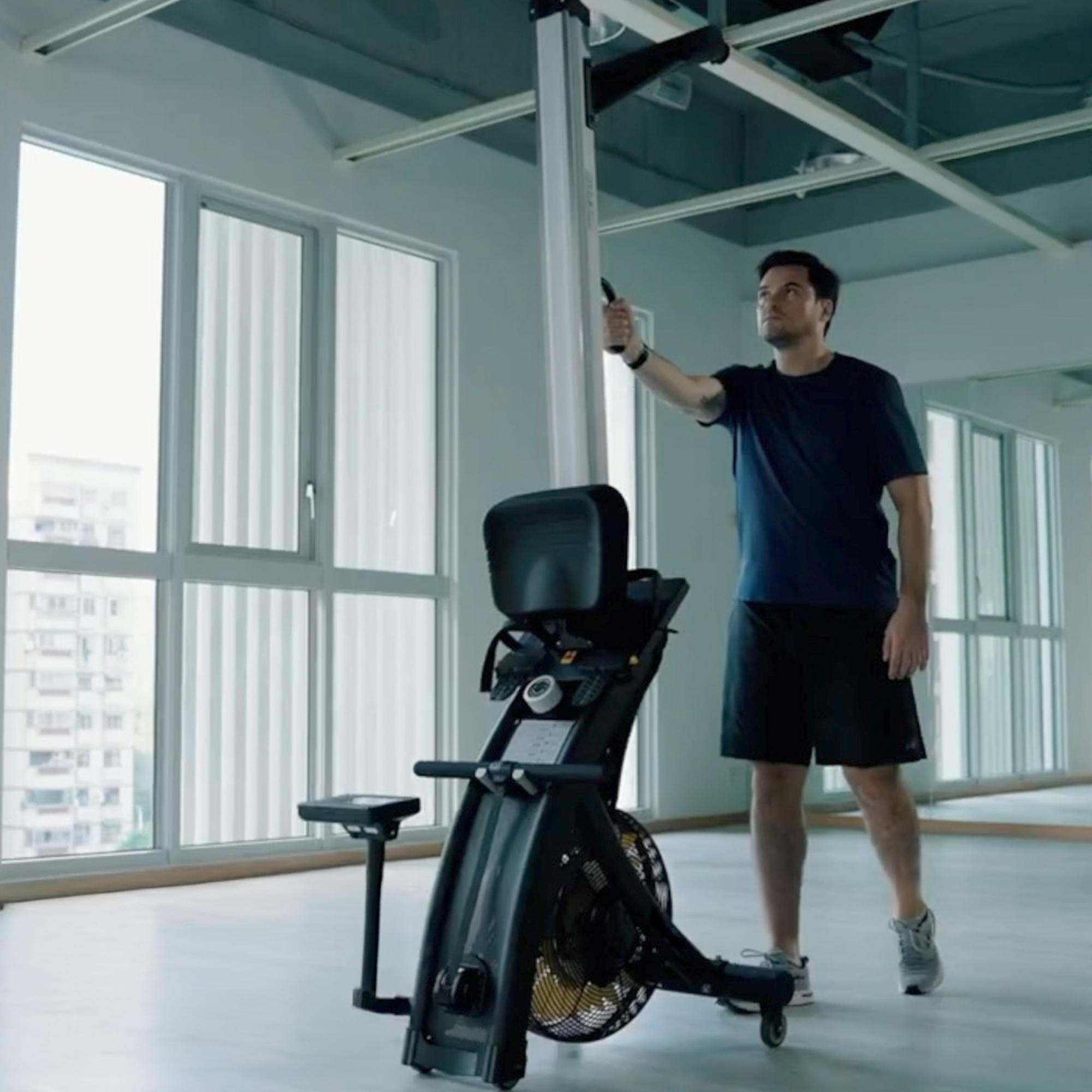 Hyperon Air Rower commercial grade for gyms functional training for hitt and Hyrox easy move 2