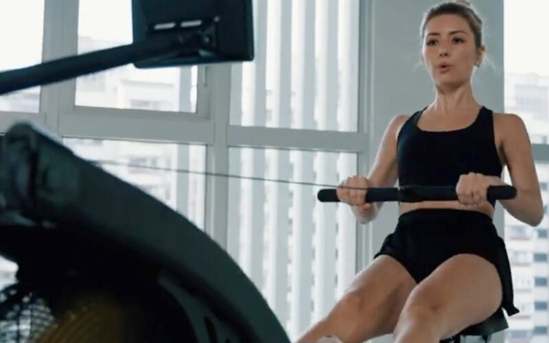 Hyperon Air Rower commercial grade for gyms functional training for hitt and Hyrox lady