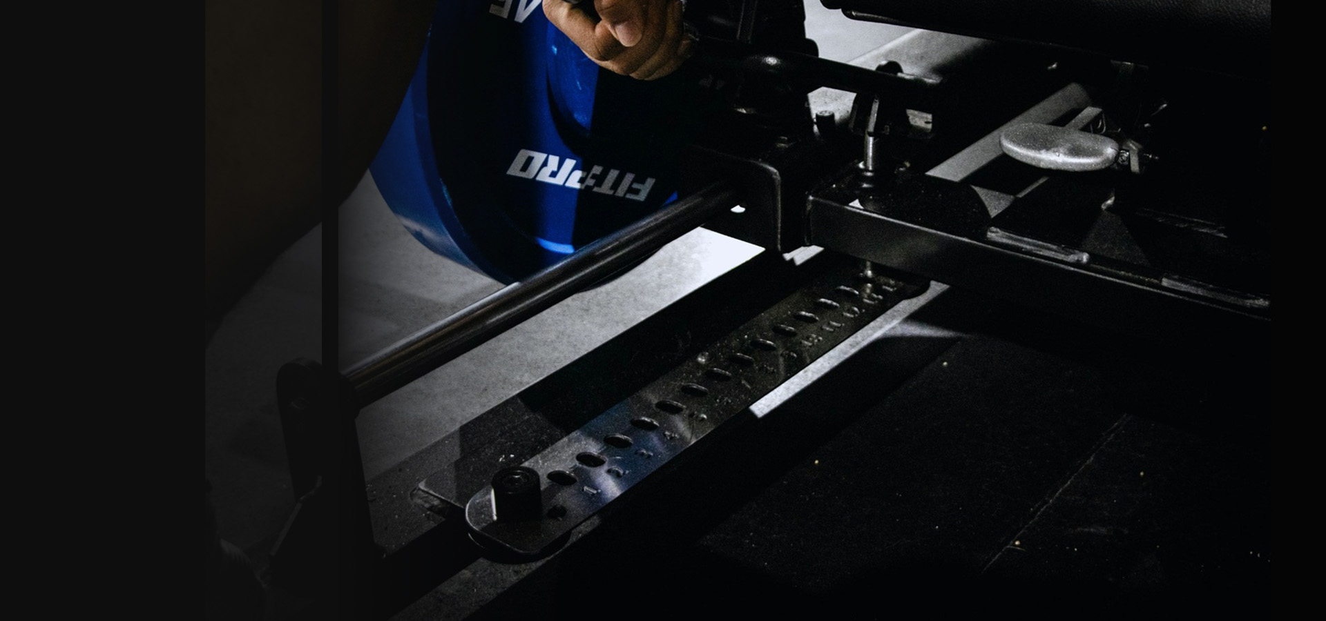 16 points of adjustmentbuilt heavy duty Best Hip Thrust mahcine in the market commercial grade